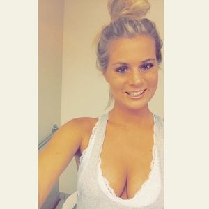 Meet your Posher, Abigail